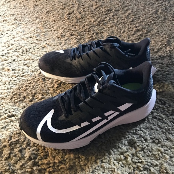 nike zoom rival fly sneakers